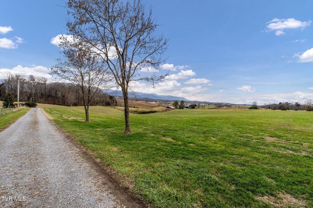 1385 Wilhoit Road, Chuckey, TN 37641
