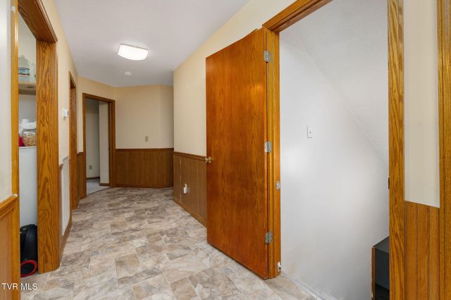 1385 Wilhoit Road, Chuckey, TN 37641