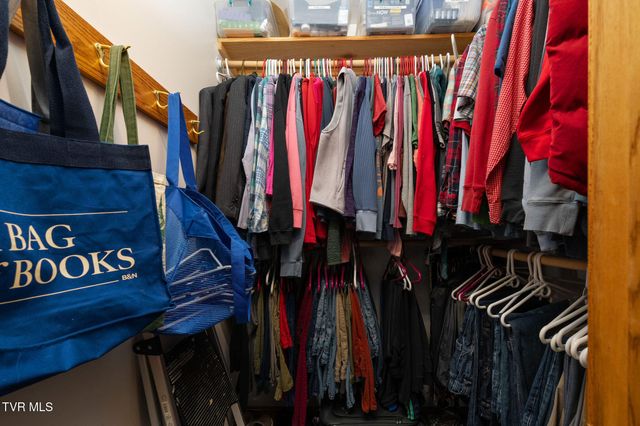 1385 Wilhoit Road, Chuckey, TN 37641