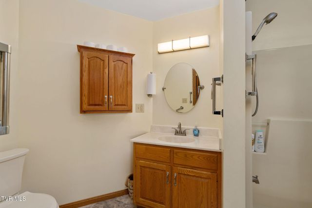 1385 Wilhoit Road, Chuckey, TN 37641