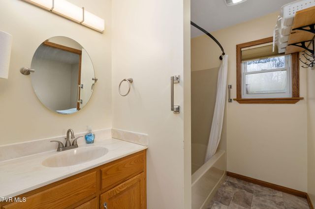 1385 Wilhoit Road, Chuckey, TN 37641