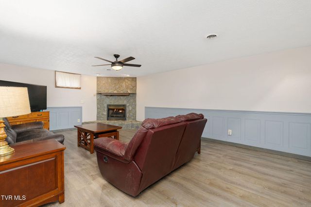 1385 Wilhoit Road, Chuckey, TN 37641