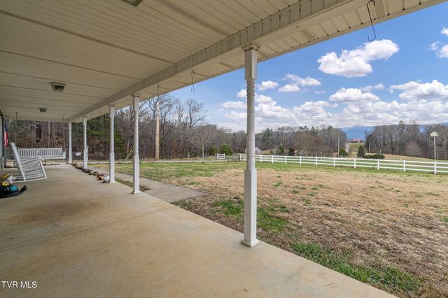 1385 Wilhoit Road, Chuckey, TN 37641