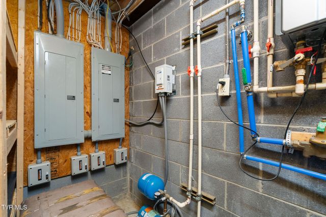 1385 Wilhoit Road, Chuckey, TN 37641