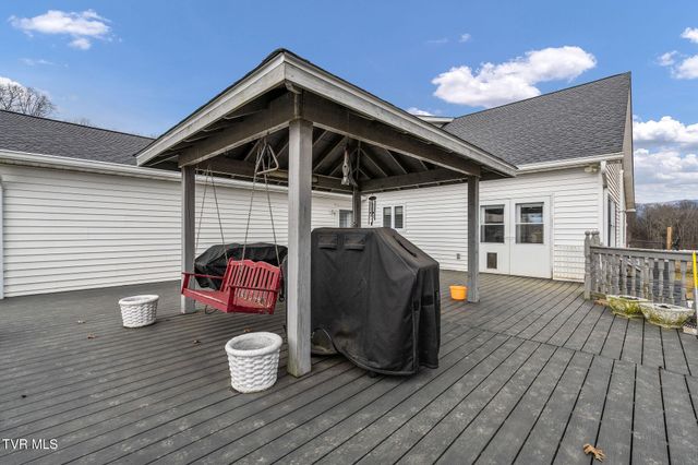 1385 Wilhoit Road, Chuckey, TN 37641