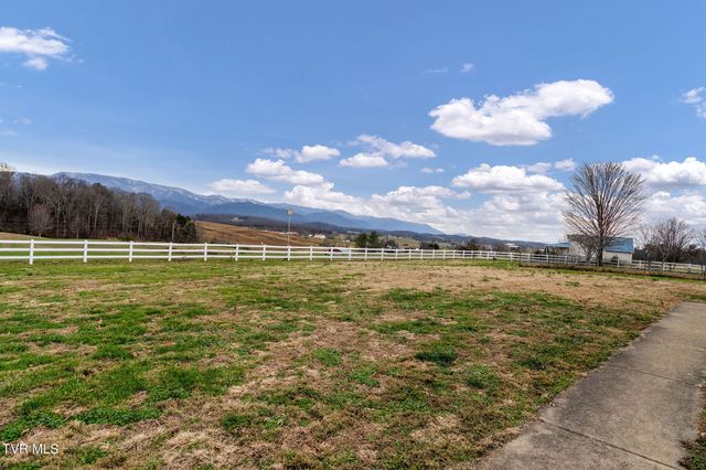 1385 Wilhoit Road, Chuckey, TN 37641