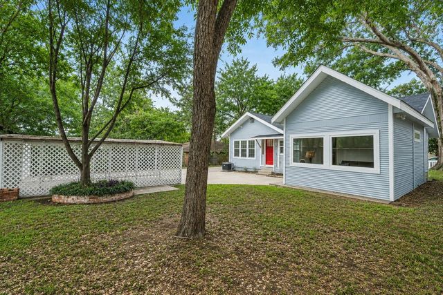 603 Crockett Street, Brenham, TX 77833