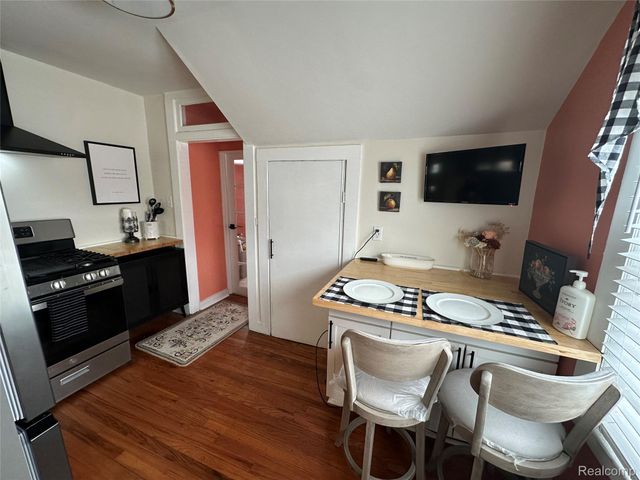 19145 Riopelle Street, Detroit, MI 48203