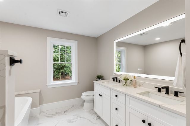 6 Lane Avenue, Bedford, MA 01730