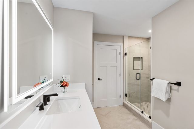 6 Lane Avenue, Bedford, MA 01730