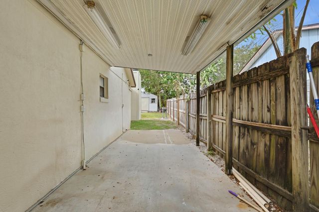 466 LELAND DRIVE, Deltona, FL 32725