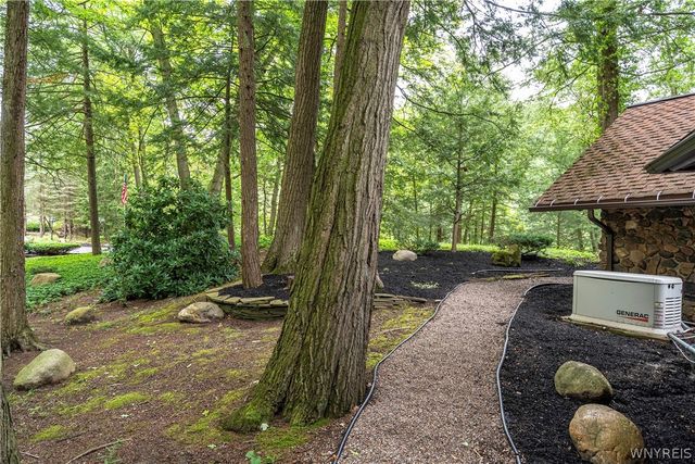5940 Herman Hill Road, Boston, NY 14127