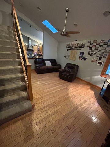 7N054 Jackson Avenue, St. Charles, IL 60174