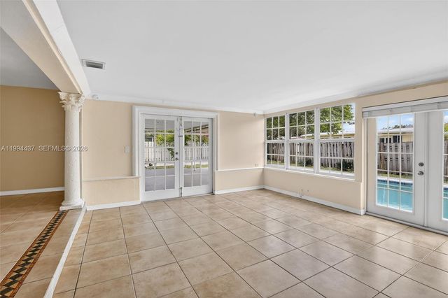 6842 NW 15th St, Plantation, FL 33313