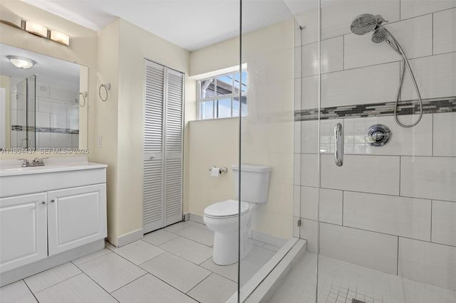 6842 NW 15th St, Plantation, FL 33313