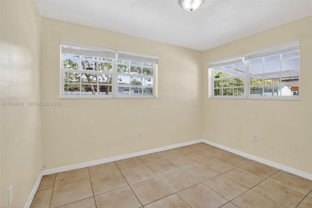 6842 NW 15th St, Plantation, FL 33313