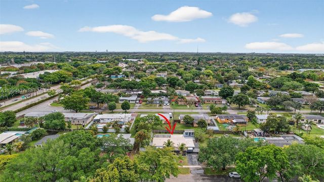 6842 NW 15th St, Plantation, FL 33313