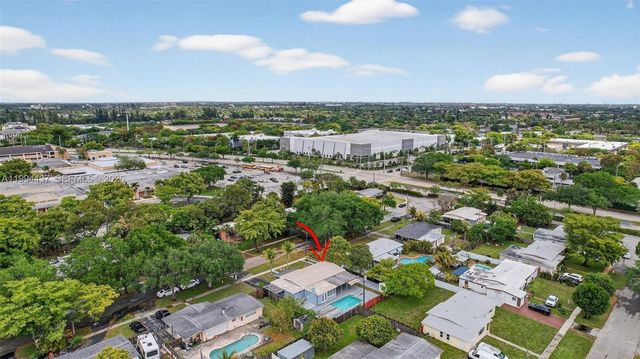 6842 NW 15th St, Plantation, FL 33313