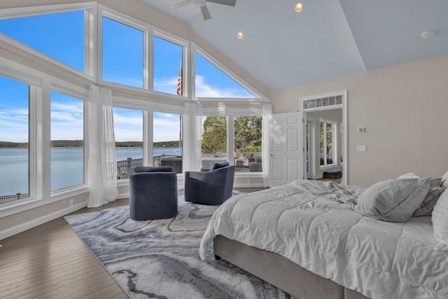 12 Rocky Point Road, Old Saybrook, CT 06475
