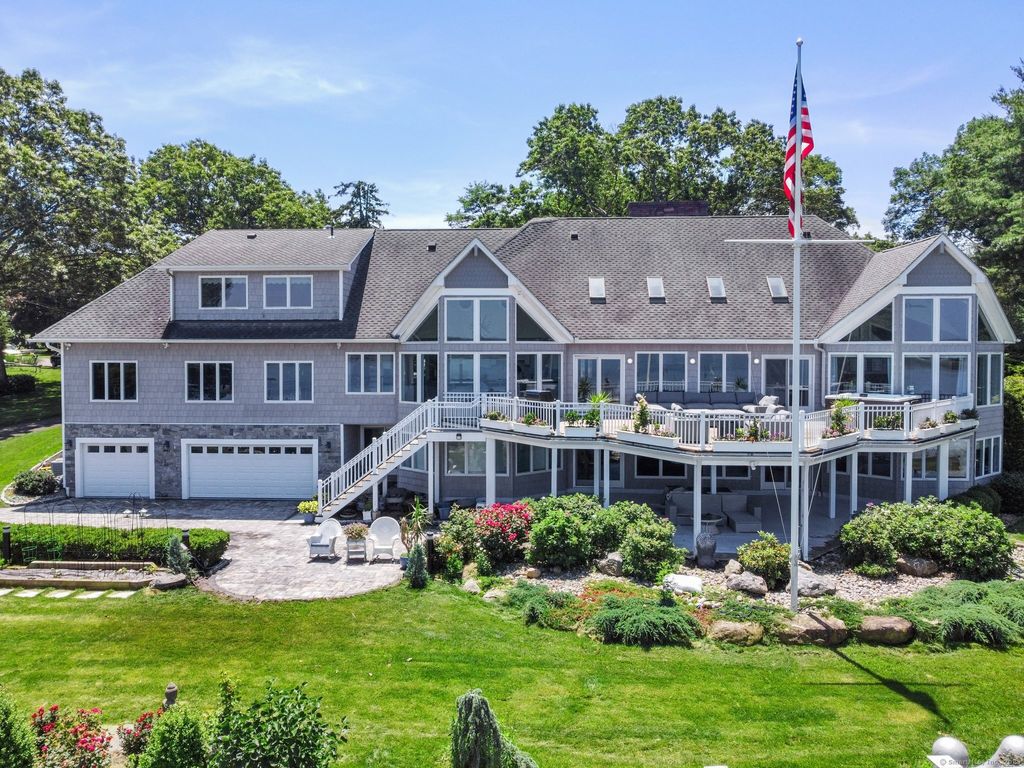 12 Rocky Point Road, Old Saybrook, CT 06475