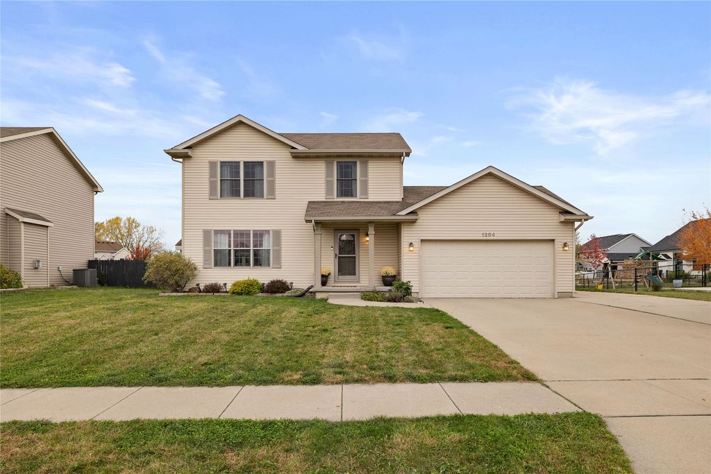 1204 NE Park Street, Grimes, IA 50111