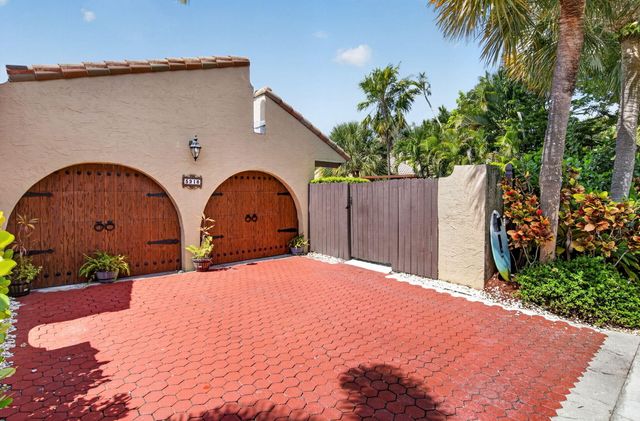 5918 Patio Drive, Boca Raton, FL 33433