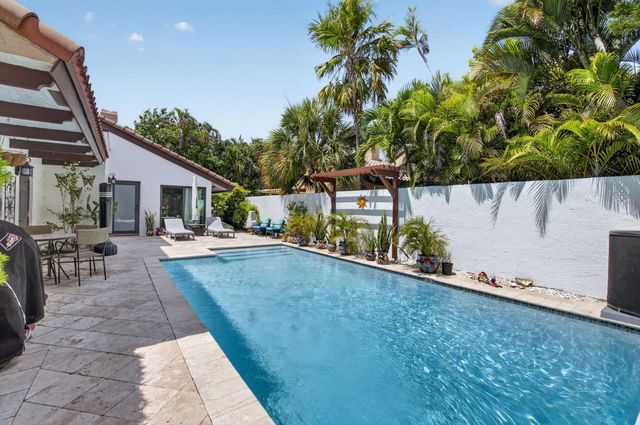 5918 Patio Drive, Boca Raton, FL 33433