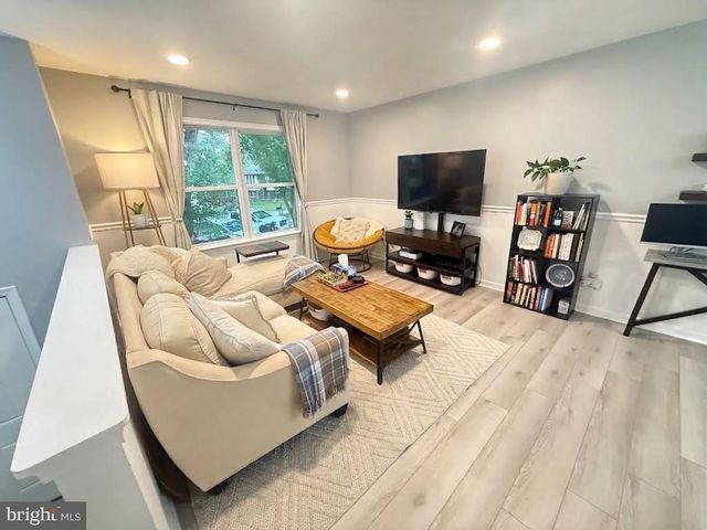 701 KRAFT CT, Glen Burnie, MD 21061