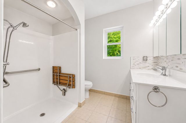 1002 2nd Street Court NA, Moline, IL 61265