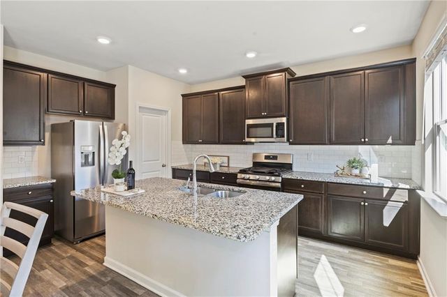 315 Coverview Court, Jonesboro, GA 30238