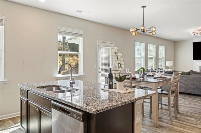 315 Coverview Court, Jonesboro, GA 30238