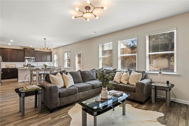 315 Coverview Court, Jonesboro, GA 30238