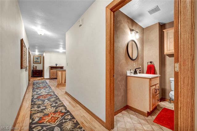 17313 Bennett Road, North Royalton, OH 44133