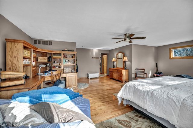 17313 Bennett Road, North Royalton, OH 44133