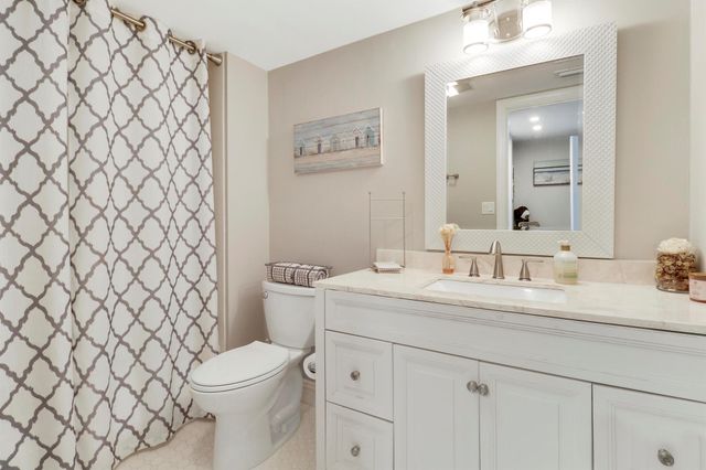 11800 Avenue Of The Pga 8, Palm Beach Gardens, FL 33418