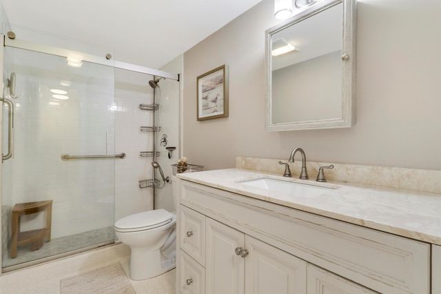 11800 Avenue Of The Pga 8, Palm Beach Gardens, FL 33418