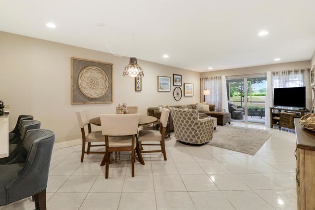 11800 Avenue Of The Pga 8, Palm Beach Gardens, FL 33418