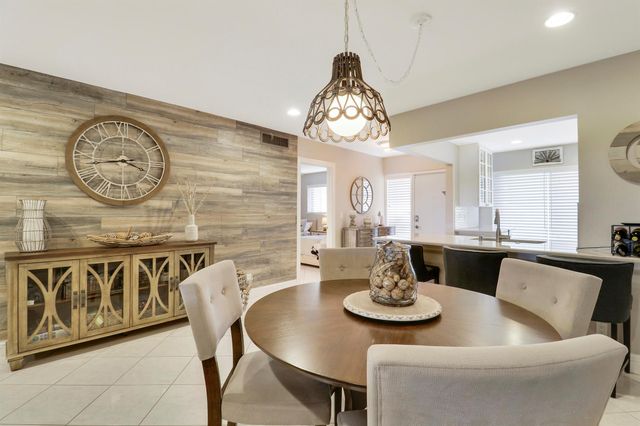 11800 Avenue Of The Pga 8, Palm Beach Gardens, FL 33418