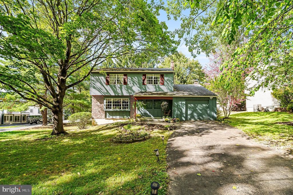 420 THIRD AVENUE, NEWTOWN SQUARE, PA 19073 — exterior