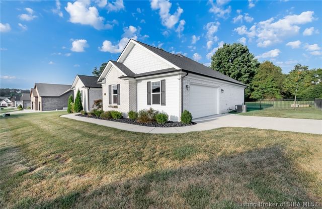 3014 Masters Drive, Floyds Knobs, IN 47119