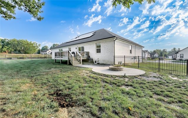 3014 Masters Drive, Floyds Knobs, IN 47119