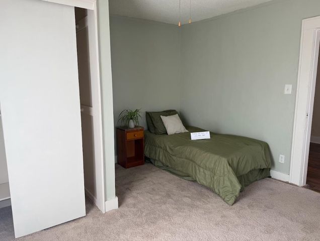 609 State St., Salina, KS 67401
