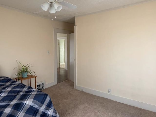 609 State St., Salina, KS 67401