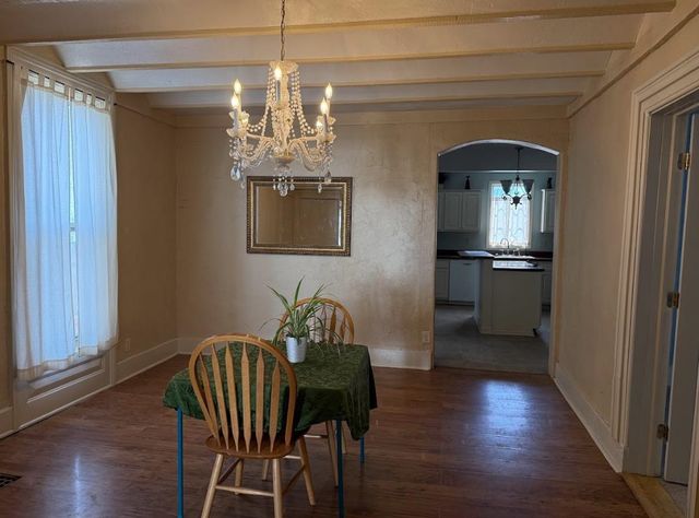 609 State St., Salina, KS 67401