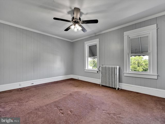 2135 W NORWEGIAN ST, Pottsville, PA 17901