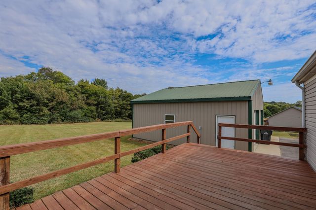 2465 W Lovelaceville Florence Station Road, Paducah, KY 42001