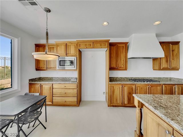 134 Crooked Putter Drive, Las Vegas, NV 89148