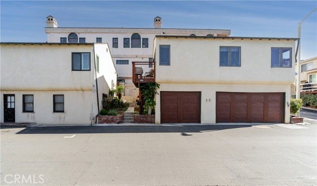 1812 Ocean Drive, Manhattan Beach, CA 90266