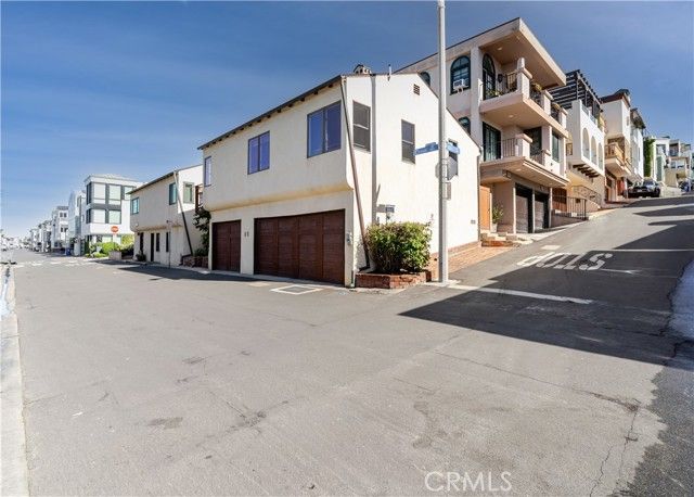 1812 Ocean Drive, Manhattan Beach, CA 90266