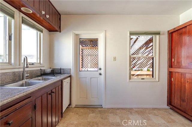 1812 Ocean Drive, Manhattan Beach, CA 90266